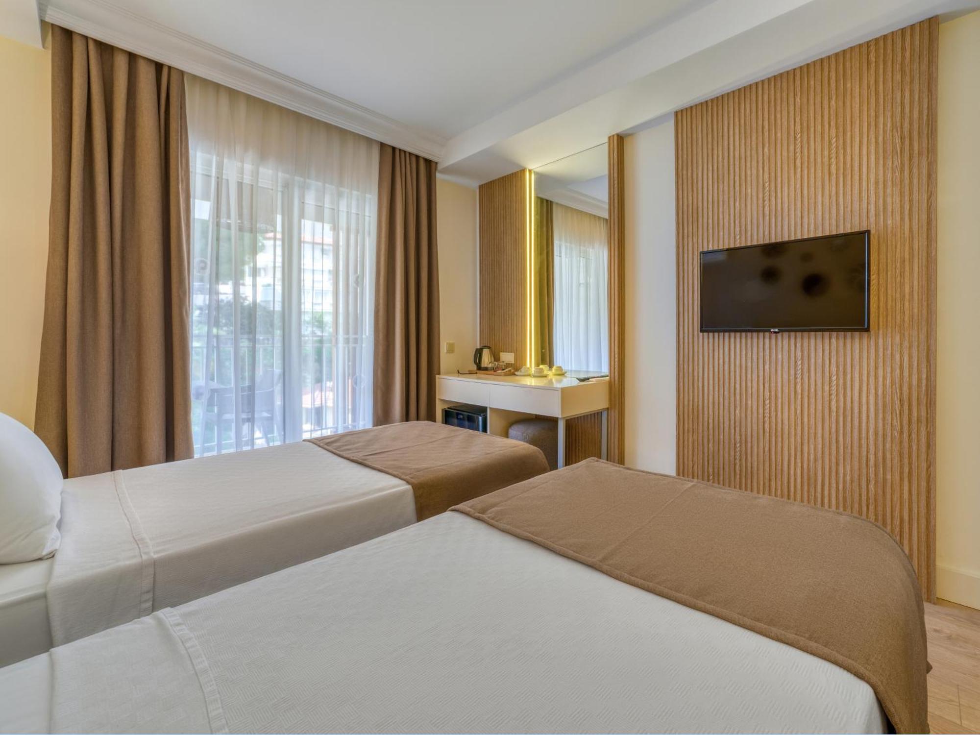 Park Hotel (Adults Only) Alanya Esterno foto