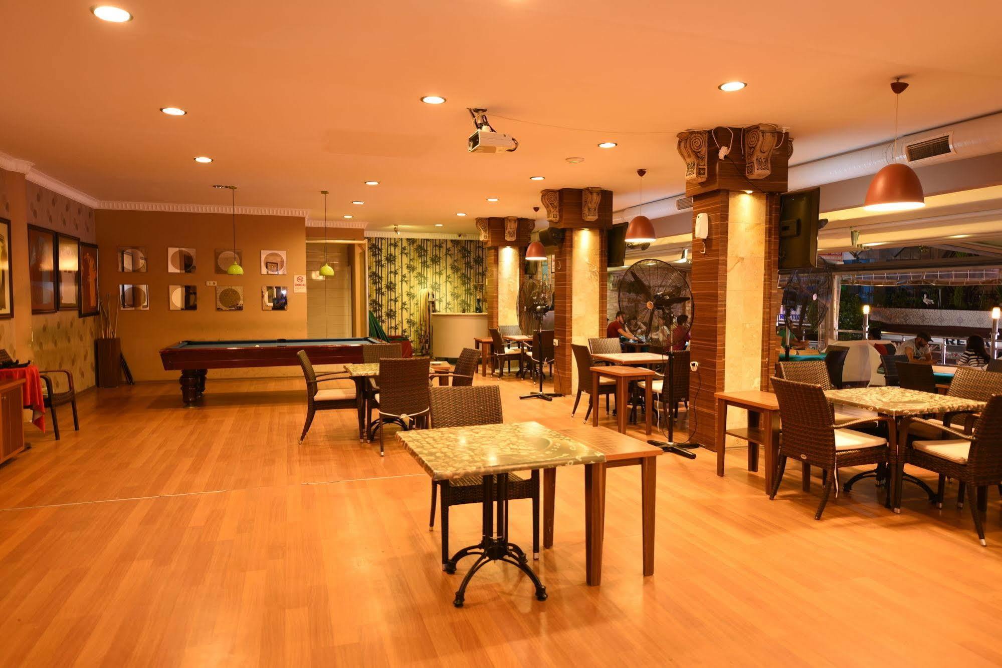 Park Hotel (Adults Only) Alanya Esterno foto